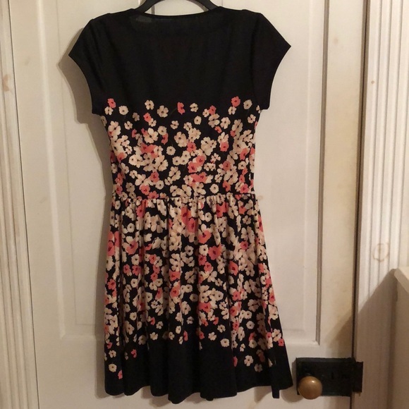 Lauren Conrad Black Floral Dress - Picture 6 of 7
